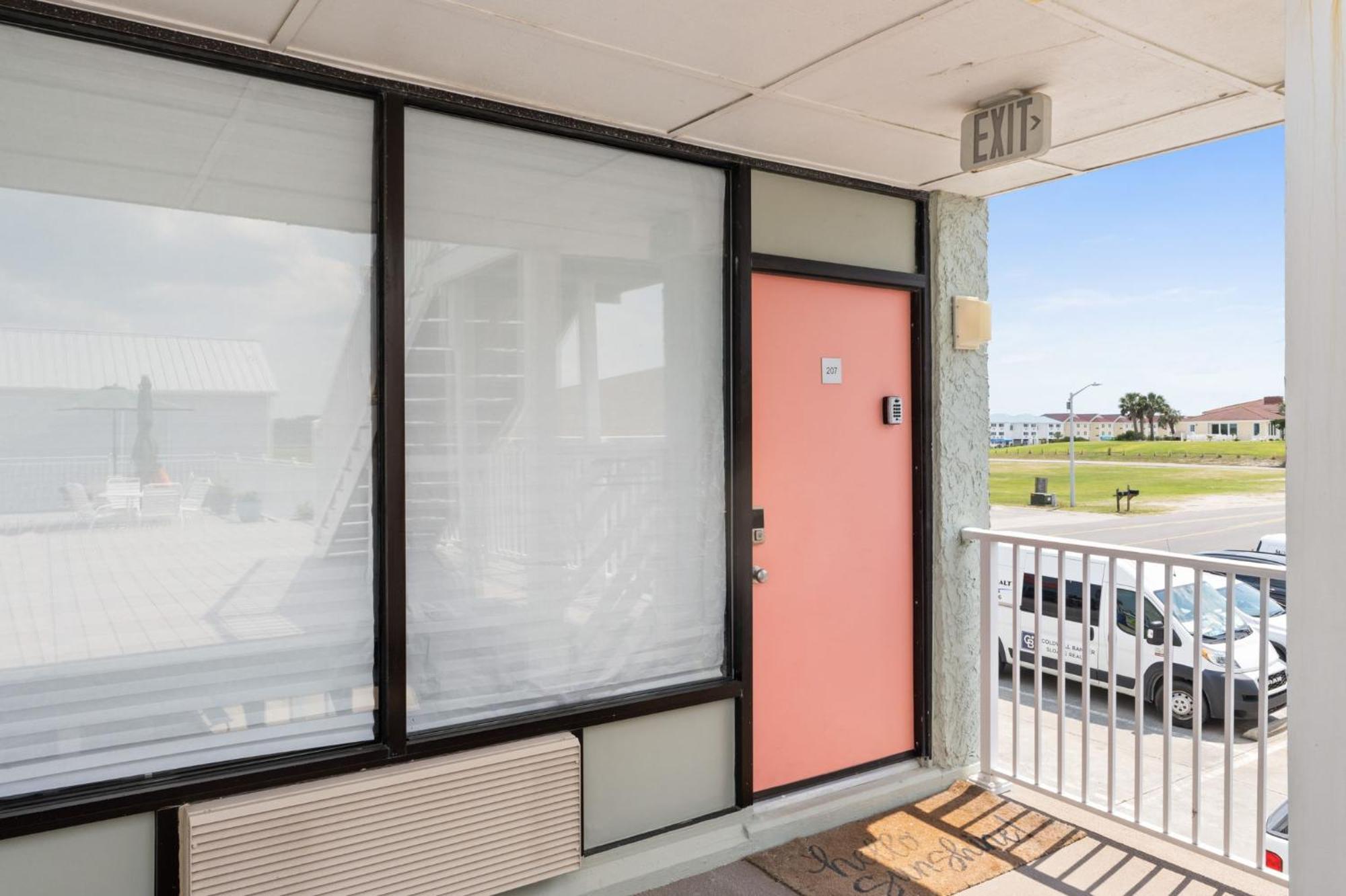 Cozy 1-Bedroom Condo With Pool Access In Ocean Isle Beach Buitenkant foto